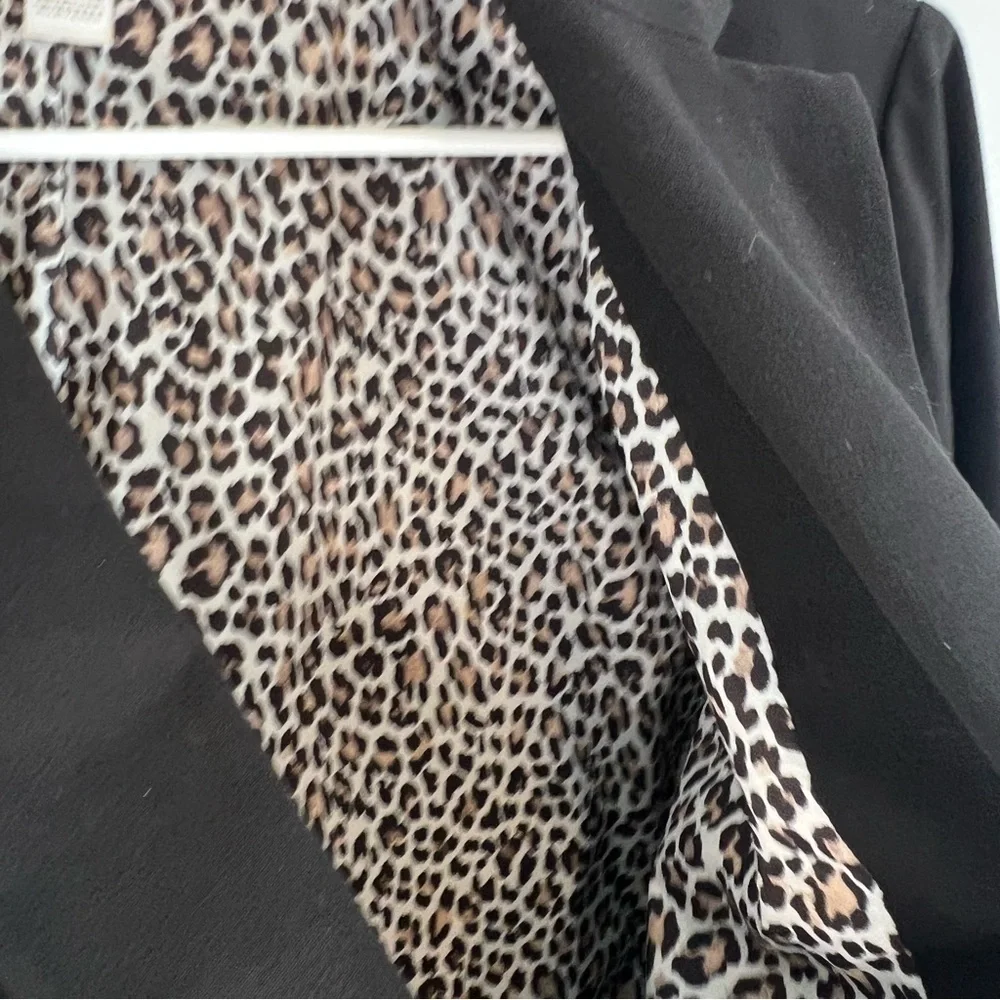 Chico's Womens Two Button Black Blazer Sz L Leopard Print Lined Office Career